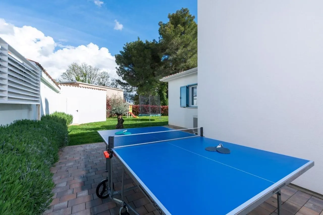 Villa Ladora Tar-Vabriga 0*,